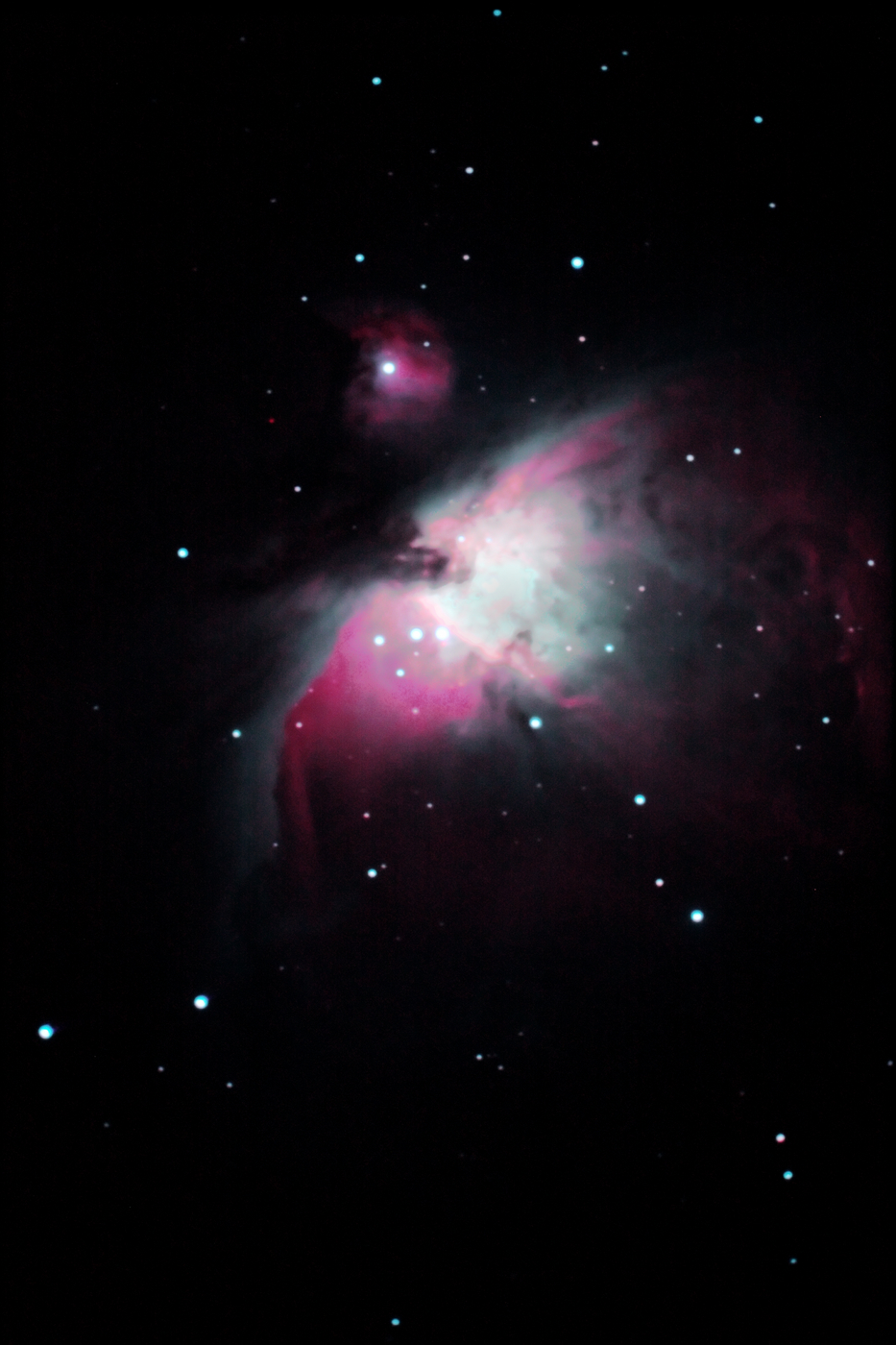 M42 ed M43 - Nebulosa di Orione: https://www.giovanniceribella.eu/fuere/wp-content/uploads/2010/01/m42_m43.jpeg